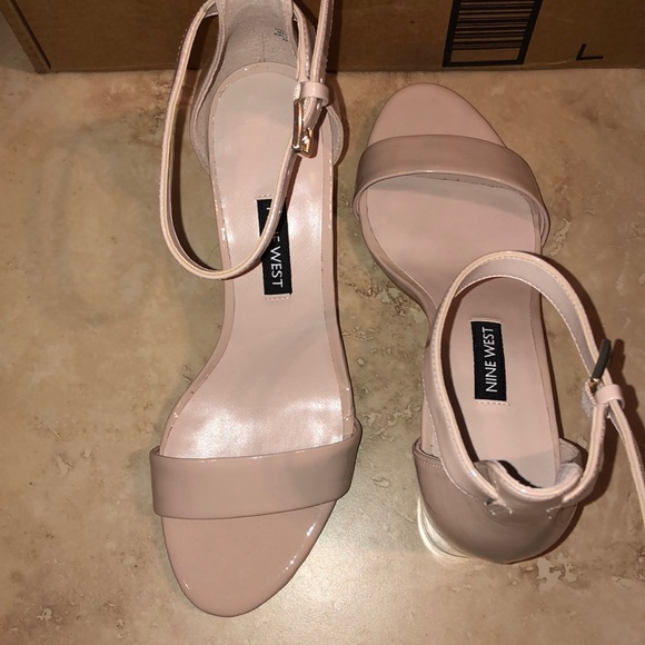 Nine West heels - Picture 6 of 7